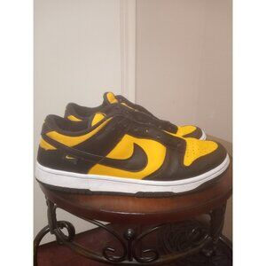 Nike Dunk Low Reverse Goldenrod Size 10 Pre-Owned FZ4618-001 Yellow black